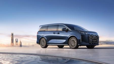 BYD M9 01
